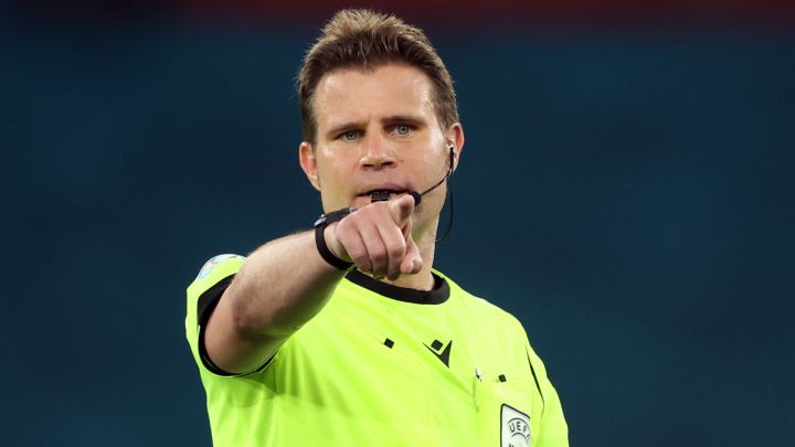 Brych pitará el Italia-España