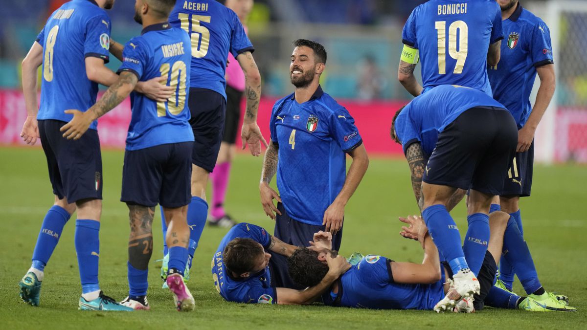 Eurocopa | ¿Por qué se llama a Italia la Azzurra y por qué visten de azul?  - AS.com