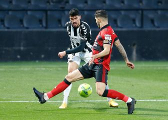 El Levante inicia la 'operación salida' con Arturo Molina