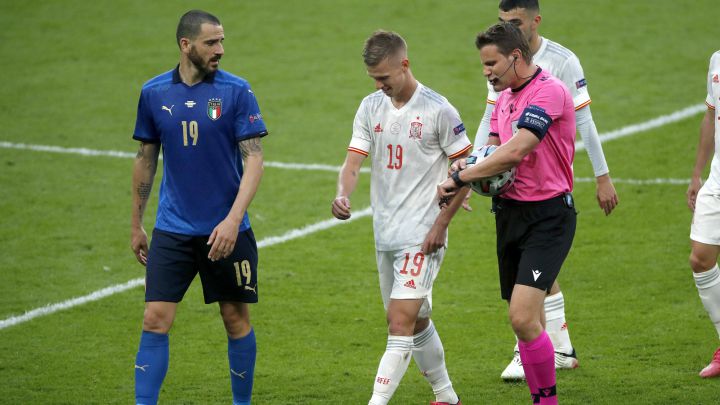 Italia, pánico al árbitro y a la UEFA