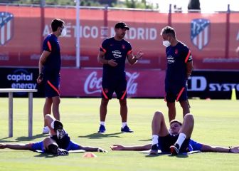 El Atleti se entrena con Simeone renovado hasta 2024