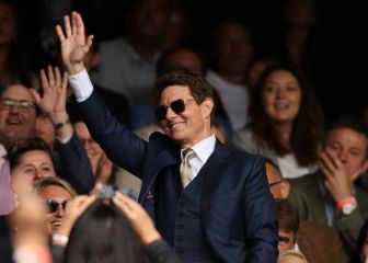 Tom Cruise irrumpe en la final de la Euro