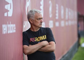 Mou debutará en Roma contra la Fiorentina
