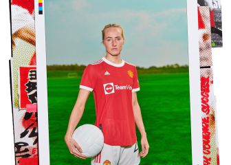 El fútbol femenino en pie de guerra: Adidas se equivoca con una de sus jugadoras