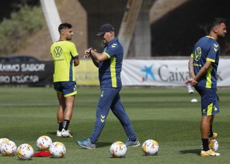 Mel varía el esquema