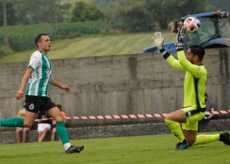 El Racing da un paso en la dirección adecuada ante un Amore más espeso