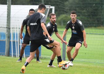 El Deportivo suspende su primer amistoso por un positivo