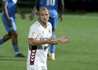 Las peñas del Alcorcón contra el posible fichaje de Zozulia