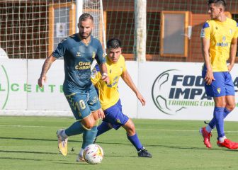 Las Palmas, con Jesé de titular, somete a un Cádiz falto de precisión