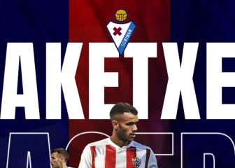 Aketxe rescinde en el Almería y ficha por el Eibar por dos años