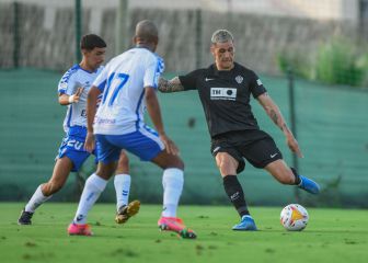El Tenerife pone contra las cuerdas al Elche