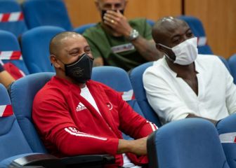 Fernando Torres y Roberto Carlos, entre las leyendas para obtener el título UEFA PRO