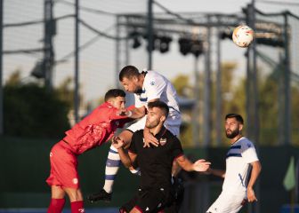 Joselu se estrenó, provocó un penalti y marcó