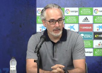 Torrecilla revela sus objetivos: un central, un centrocampista defensivo y dos delanteros