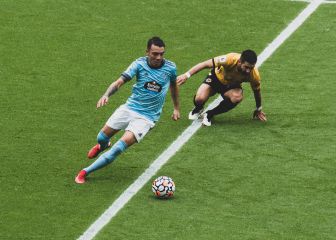 Aspas empieza cazando lobos