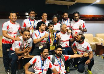 Óscar Bruzón, el entrenador que triunfa en Bangladesh