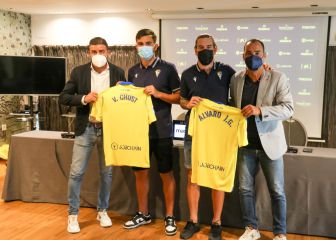 Víctor Chust y Álvaro Jiménez, presentados con el Cádiz