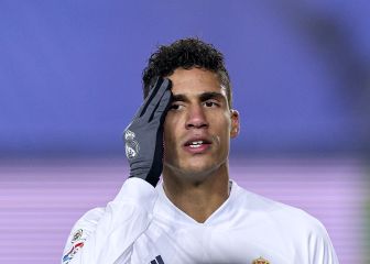 Varane ve la luz en Mánchester