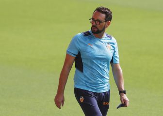 Bordalás 'reclama' los fichajes acordados