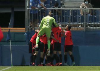 Los Álex alegran al Tenerife