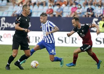 El Mirandés, con mucha polémica, pesca de La Rosaleda el punto de rigor