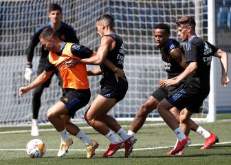 Odegaard, con pie y medio fuera