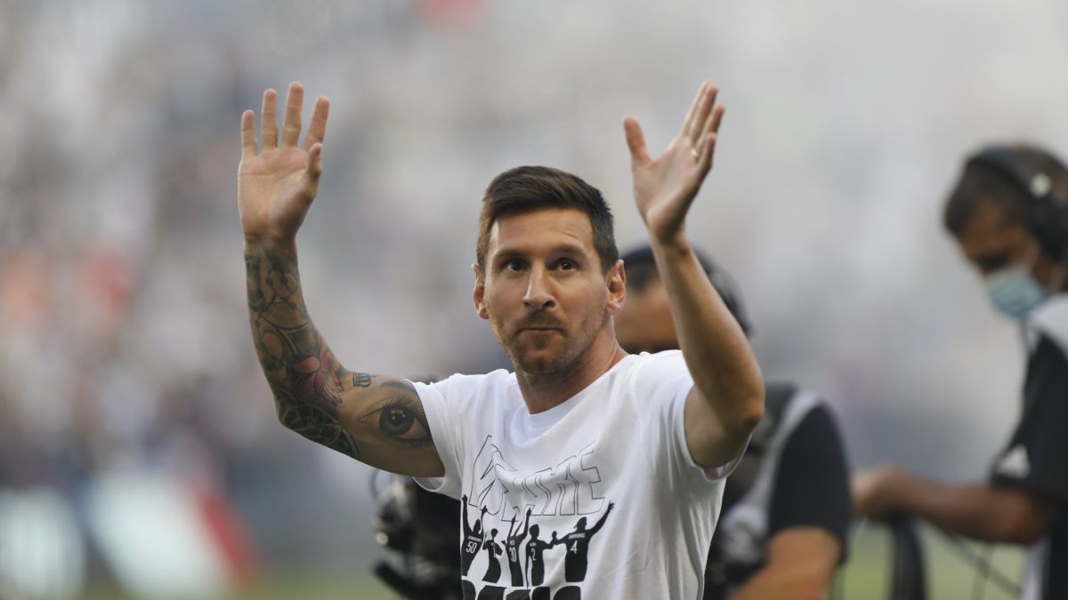 La primera semana de Messi impresiona en París - Vimarsana News