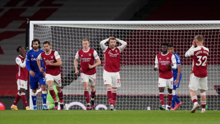 El Arsenal agita el mercado