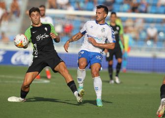 Los palos salvan al Sporting