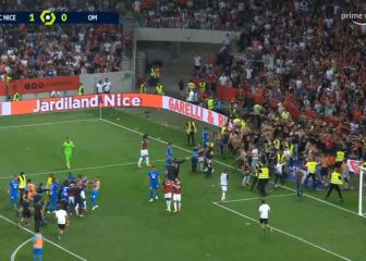 Hinchas del Niza intentan agredir jugadores del Marsella