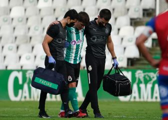 Romo cruza los dedos por el tobillo de Pablo Torre