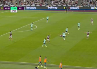 Dos españoles protagonizan la jugada más escalofriante de la Premier: es el tema del día allí