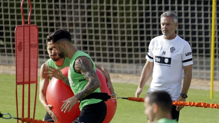 Escribá: “Preferimos 21 jugadores buenos que 24 de relleno”