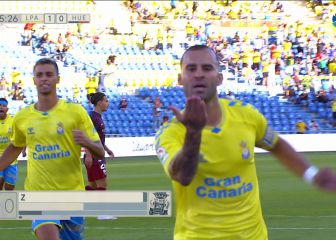 Esto promete: Jesé, ganando así el partido en el 3' contra un gallito de la categoría