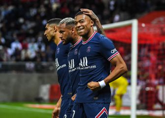 Mbappé eclipsa a Messi