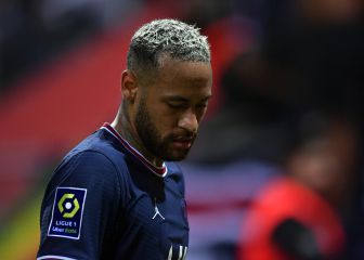 Neymar se sale de la foto