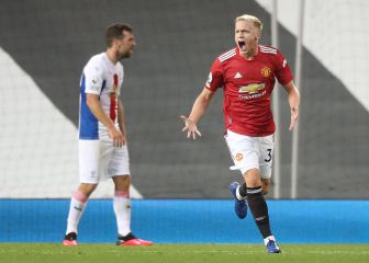 El United cierra la puerta a Van de Beek y le hace una promesa