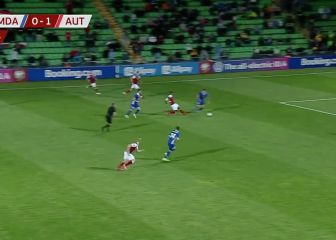 Cerca del área, Alaba tiene cosas del mejor Guti: jugó 10' y dejó esta asistencia deliciosa