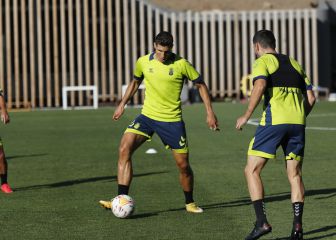 Fichajes a dos bandas