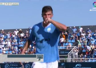 Un gran Ibiza no puede con el Amorebieta