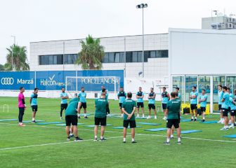 Parejo y Gerard arrancan la semana fuera del grupo