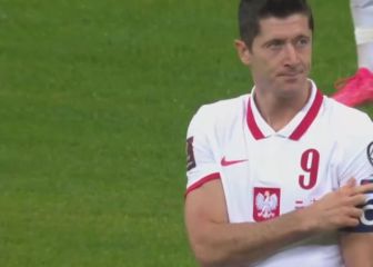 Lewandowski responde a miles de polacos ante mal gesto