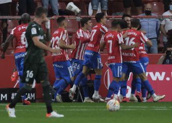 El líder se hace fuerte en El Molinón arropado por su público