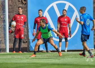 Carlos Ruiz y Dani, supervivientes blanquiazules