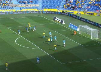 Moleiro rescata un punto para Las Palmas ante el Ibiza