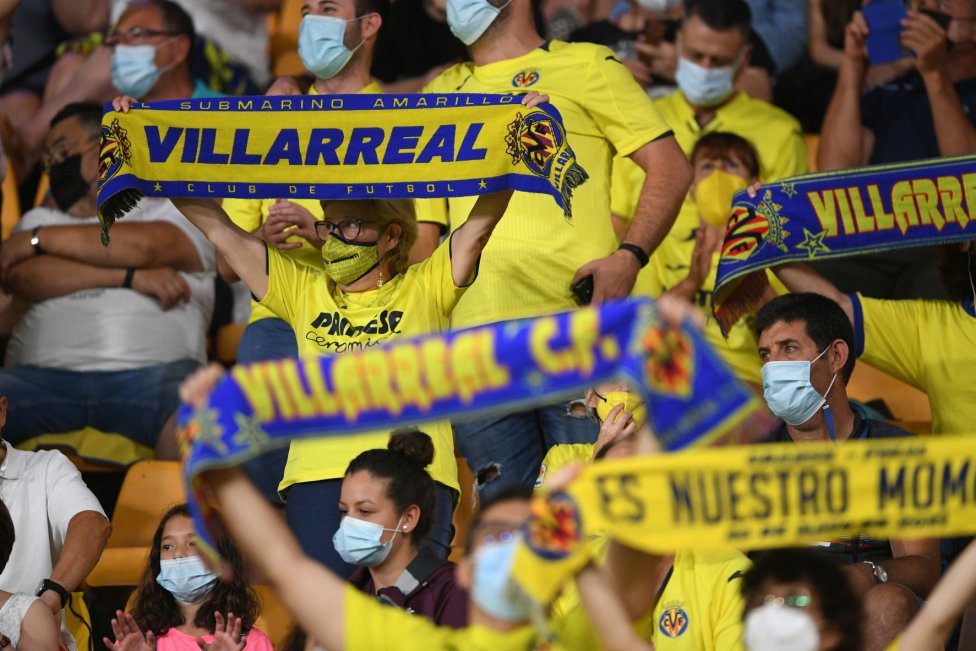 Aficionados del Villarreal.