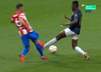 La polémica en el Wanda: dos rojas perdonadas, penalti de Kondogbia, gol anulado al Oporto...