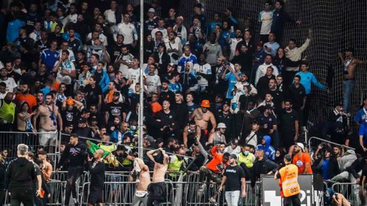 Un autre incident avec des ultras en France