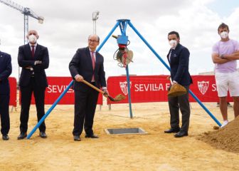 ¿Un carnet del Betis en la
ciudad deportiva del Sevilla?
