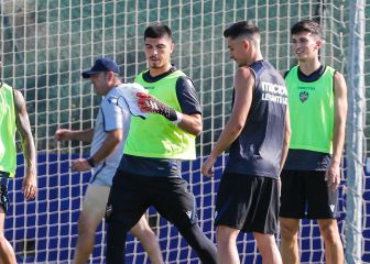 La Masía florece en la portería de Orriols